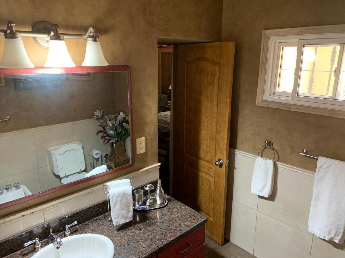 Quinta Ugarte Bed & Breakfast Lujan de Cuyo Ngoại thất bức ảnh